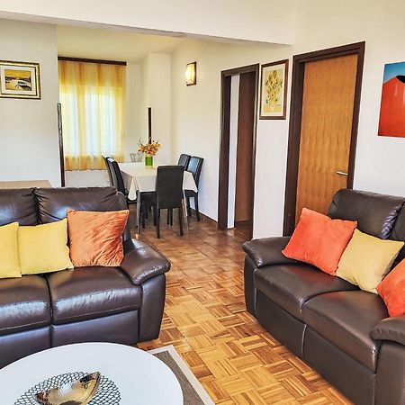 Holiday Home Ive By Interhome ペトルチャネ エクステリア 写真