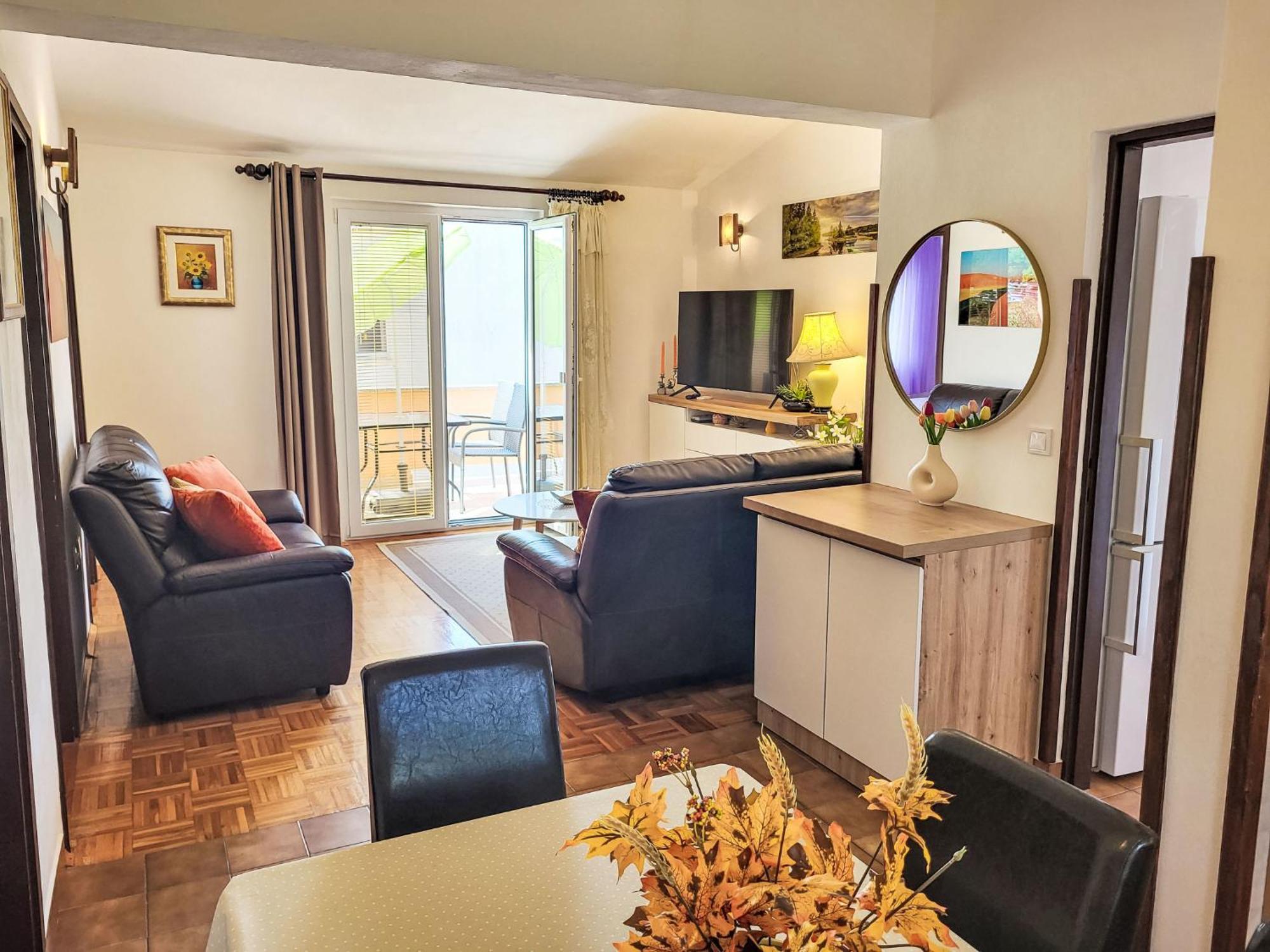 Holiday Home Ive By Interhome ペトルチャネ エクステリア 写真